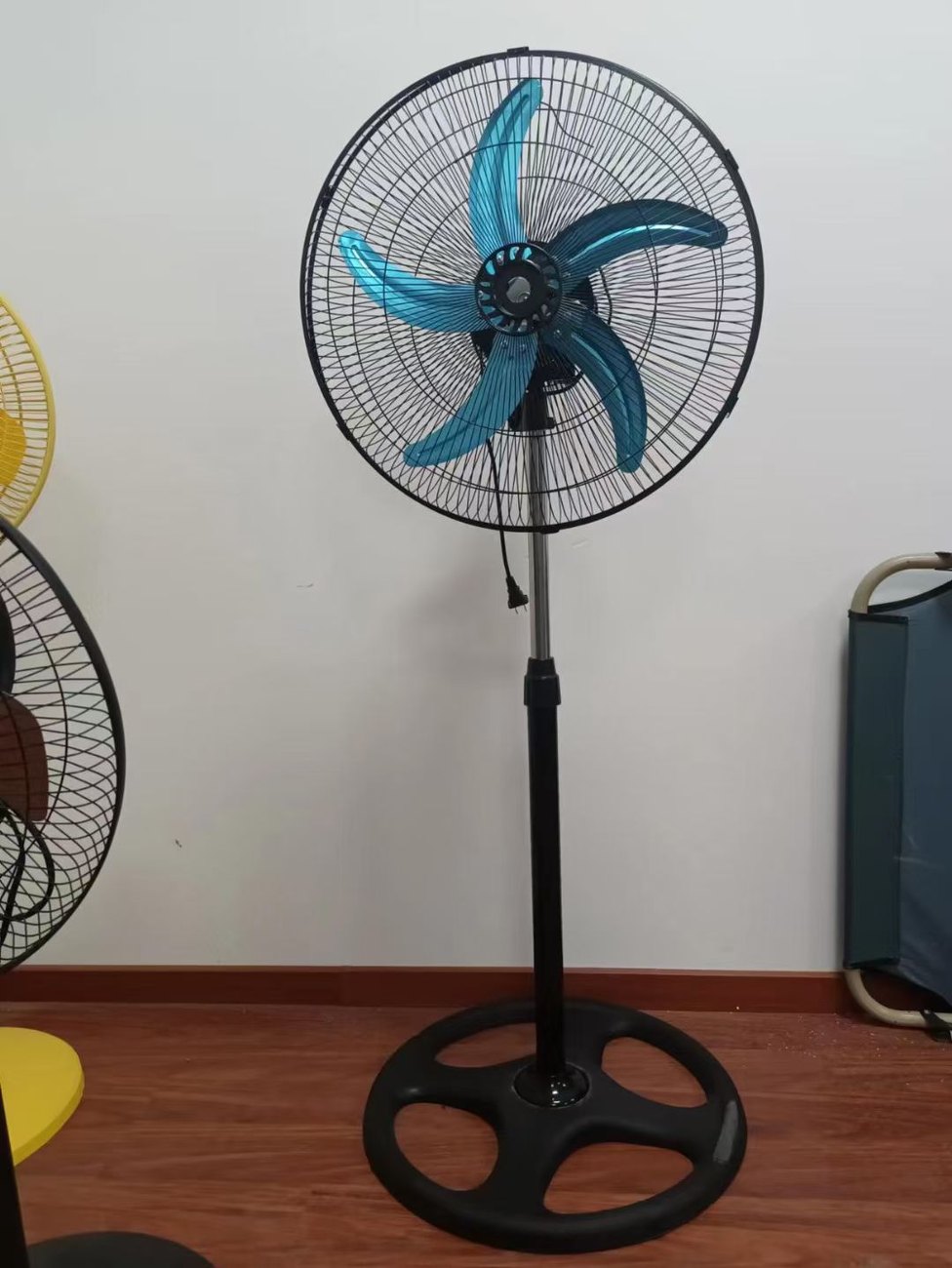 Rechargeable fan wholesale trend guide for importers from China supplier